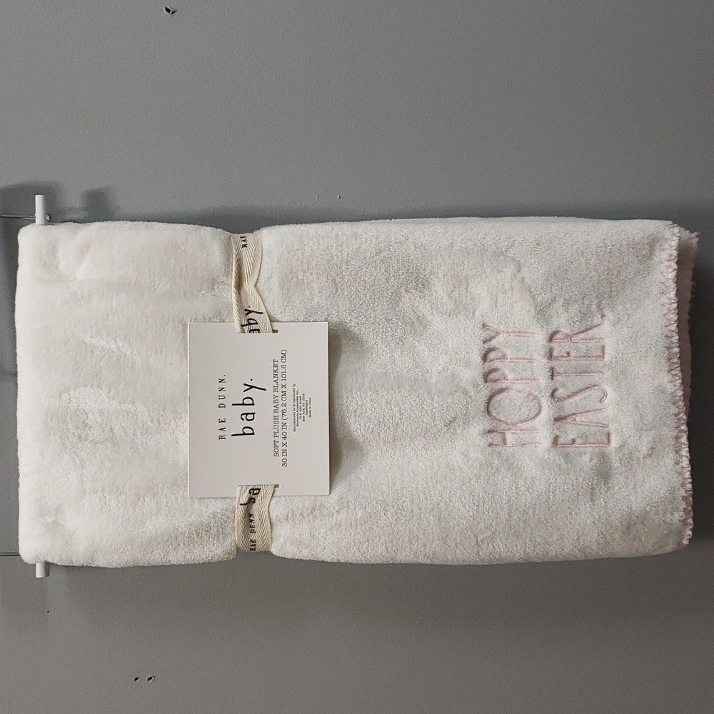 Rae Dunn Baby NWT "HOPPY EASTER" Ivory Plush Blanket